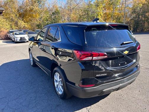 Mosaic Black Metallic 2024 Chevrolet Equinox LT