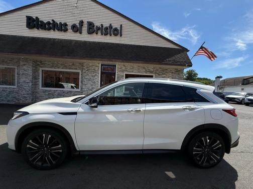 2022 INFINITI QX50 Luxe