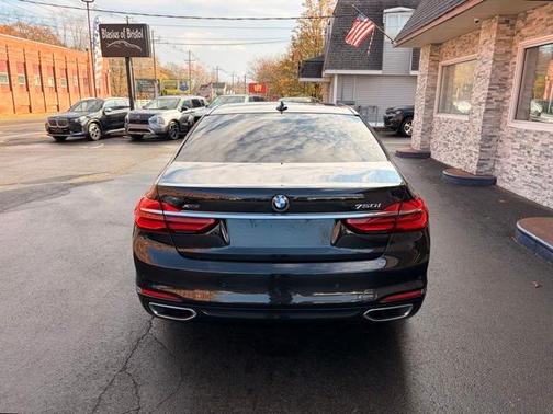2018 BMW 750 i xDrive