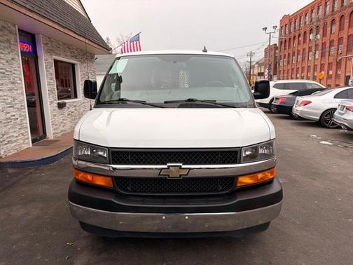 2022 Chevrolet Express 2500 Work Van