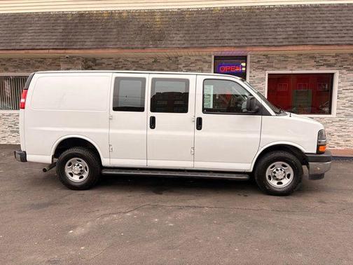 2022 Chevrolet Express 2500 Work Van