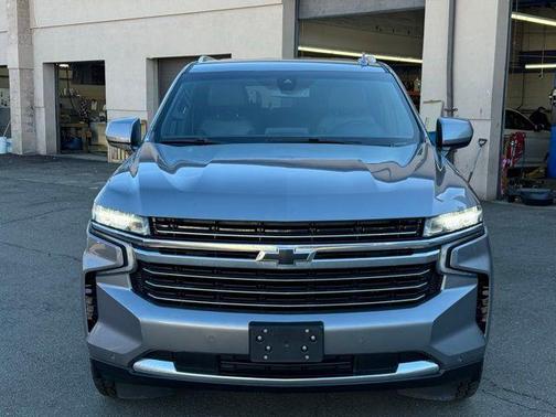 Gray 2022 Chevrolet Suburban LT