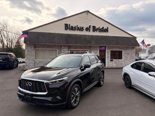2024 INFINITI QX60 Luxe