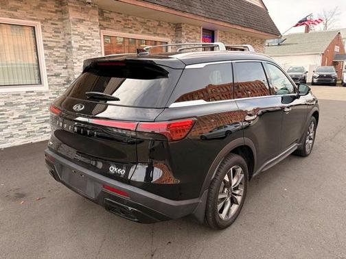 2024 INFINITI QX60 Luxe