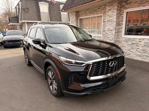 2024 INFINITI QX60 Luxe