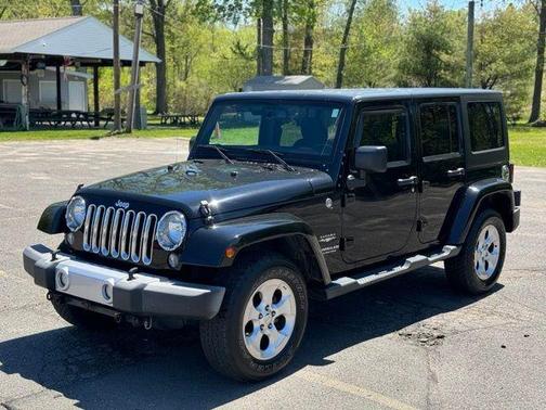 Black Clearcoat 2015 Jeep Wrangler Unlimited Sahara