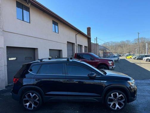 2022 Volkswagen Taos 1.5T SEL