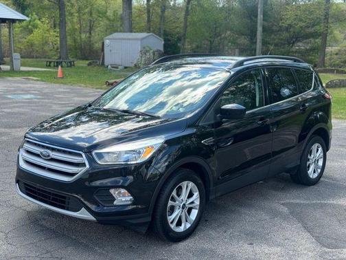 Shadow Black 2018 Ford Escape SE
