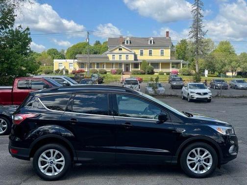 Shadow Black 2018 Ford Escape SE