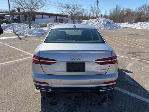 Florett Silver Metallic 2023 Audi A6 55 Premium