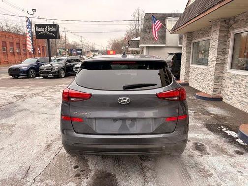 2019 Hyundai TUCSON SE