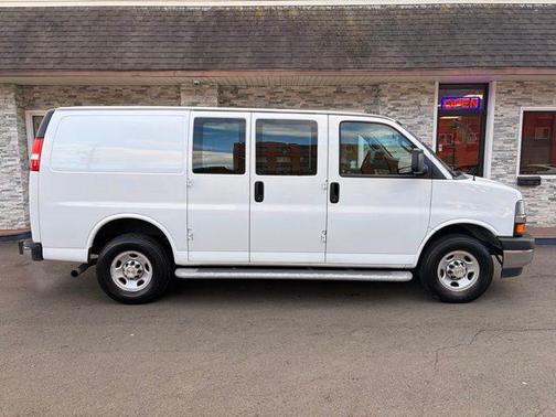 2024 Chevrolet Express 2500 Work Van