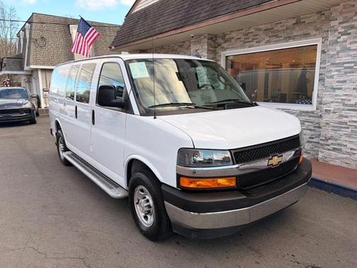 2024 Chevrolet Express 2500 Work Van