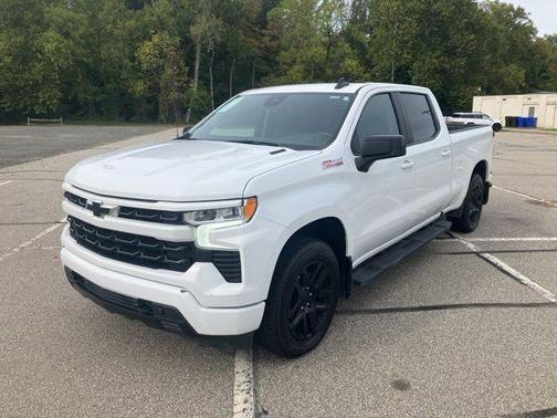 Summit White 2024 Chevrolet Silverado 1500 RST