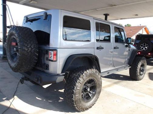 2018 Jeep Wrangler JK Unlimited Sahara