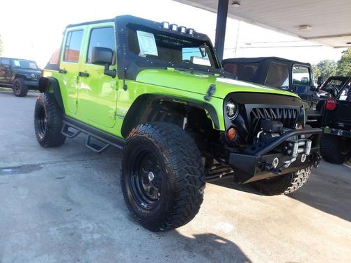 2013 Jeep Wrangler Unlimited Sahara
