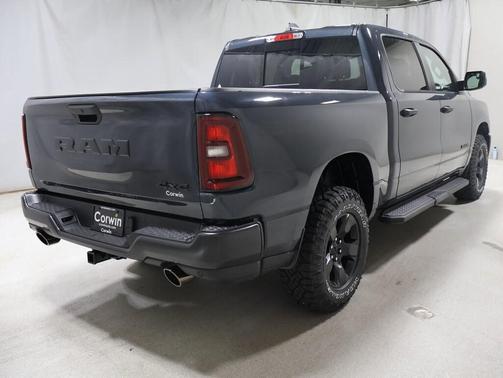 2026 RAM 1500 Warlock Crew Cab 4x4 5'7' Box