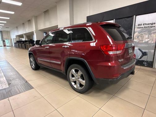 Deep Cherry Red Crystal Pearlcoat 2013 Jeep Grand Cherokee Limited