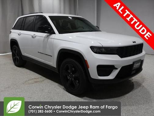 2022 Jeep Grand Cherokee Altitude