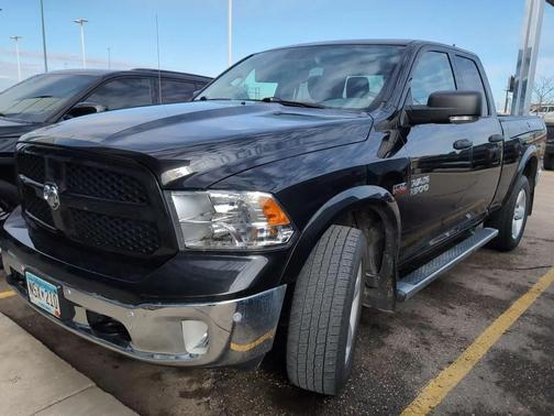 2015 RAM 1500 SLT