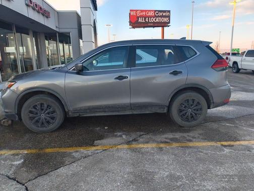 2017 Nissan Rogue S