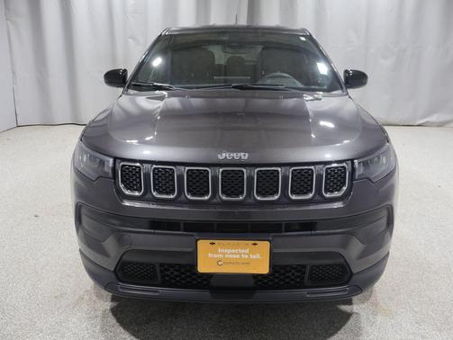 Granite Crystal Metallic Clearcoat 2023 Jeep Compass Sport