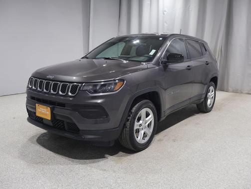 Granite Crystal Metallic Clearcoat 2023 Jeep Compass Sport