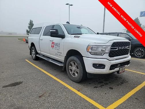 2024 RAM 3500 Big Horn Crew Cab 4x4 6'4' Box