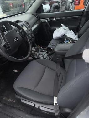 2013 Kia Sorento LX