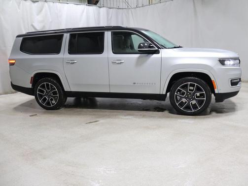 2025 Jeep Wagoneer L Super 4x4