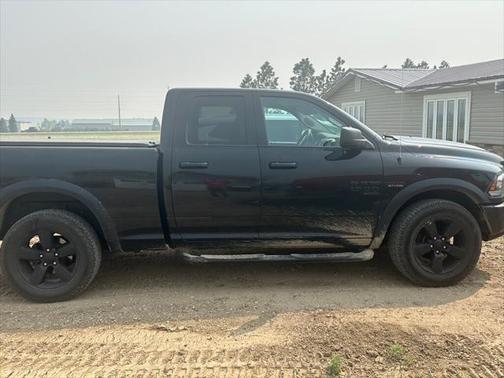 2019 RAM 1500 SLT