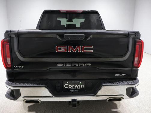 Onyx Black 2023 GMC Sierra 1500 SLT