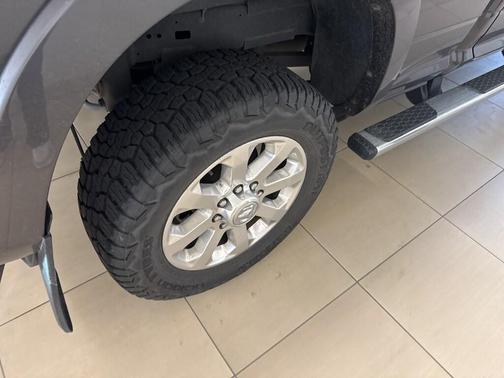 2022 RAM 2500 Laramie Crew Cab 4x4 6'4' Box