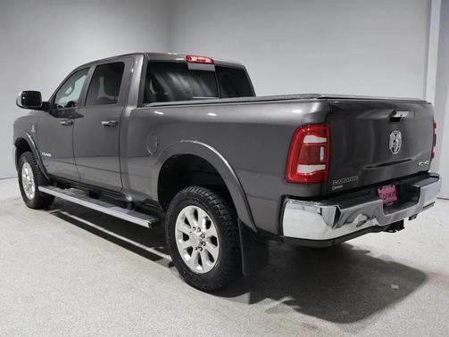 2022 RAM 2500 Laramie Crew Cab 4x4 6'4' Box