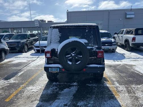 2022 Jeep Wrangler Unlimited Sahara