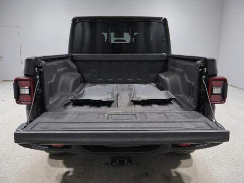 Black Clearcoat 2021 Jeep Gladiator Rubicon