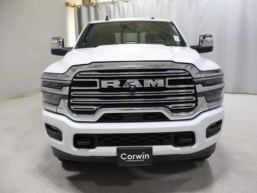 2025 RAM 2500 Laramie Crew Cab 4x4 8' Box