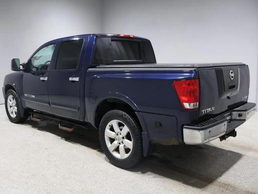 2011 Nissan Titan SL