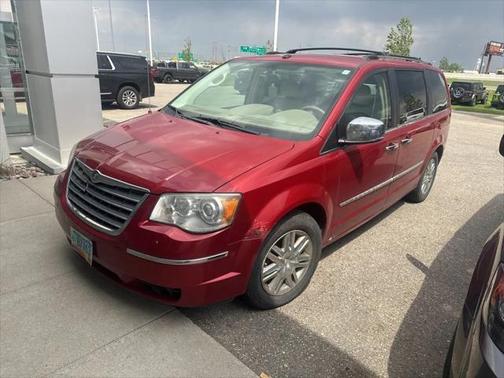 2009 Chrysler Town & Country Limited