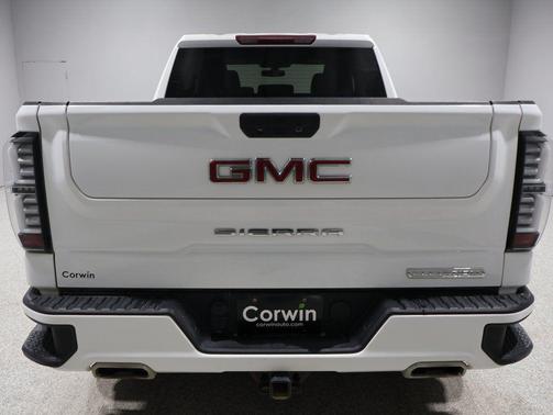 2022 GMC Sierra 1500 Elevation