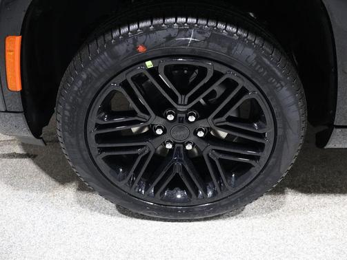 Baltic Gray Metallic Clearcoat 2026 Jeep Grand Wagoneer Limited Reserve 4x4