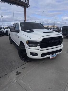 2024 RAM 2500 Laramie Crew Cab 4x4 6'4' Box
