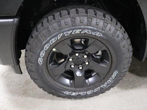 2026 RAM 1500 Warlock Crew Cab 4x4 5'7' Box