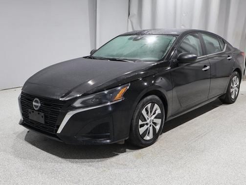 2024 Nissan Altima S FWD