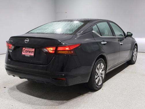 2024 Nissan Altima S FWD