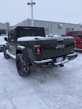 2021 Jeep Gladiator Overland