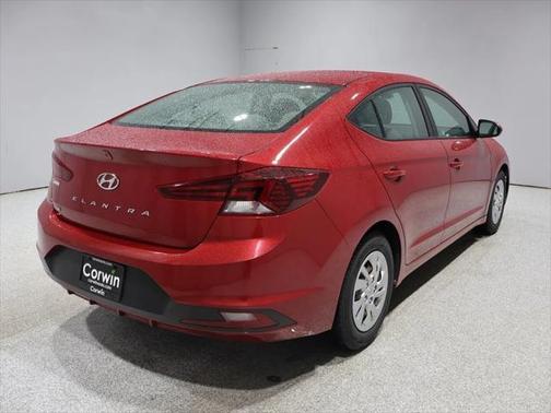 2020 Hyundai ELANTRA SE