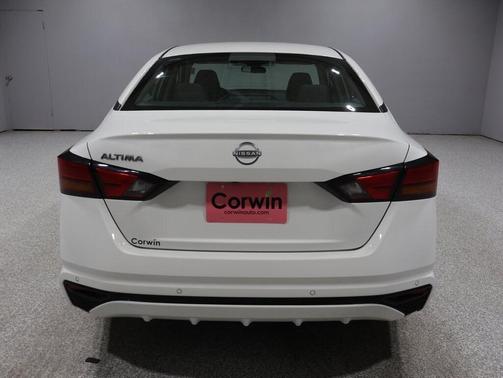 2024 Nissan Altima S FWD