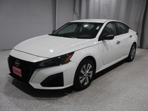2024 Nissan Altima S FWD