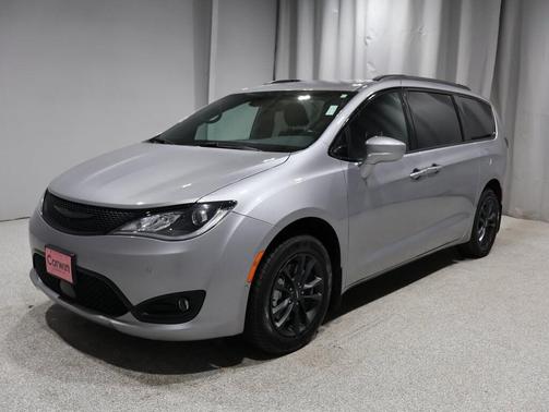 2020 Chrysler Pacifica L